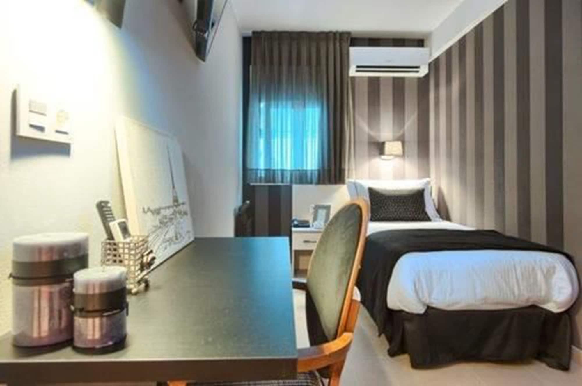 New Hotel Colon Mataró Eksteriør bilde